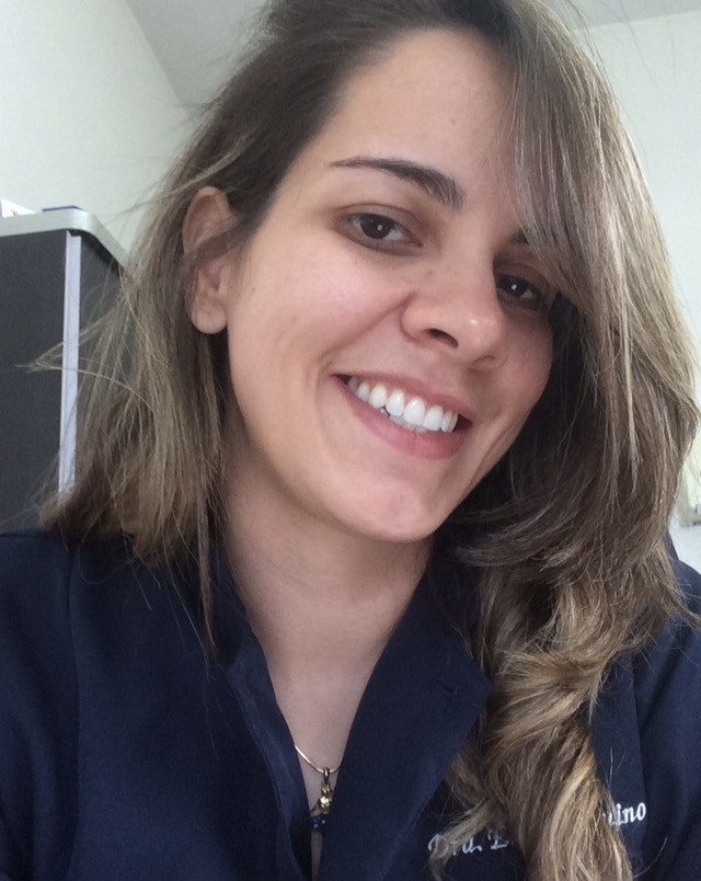 Dra. Érika Carvalho de Aquino