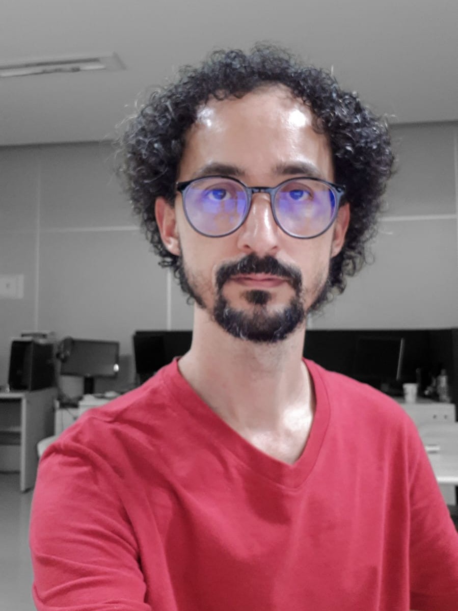 Prof. Hugo André da Rocha